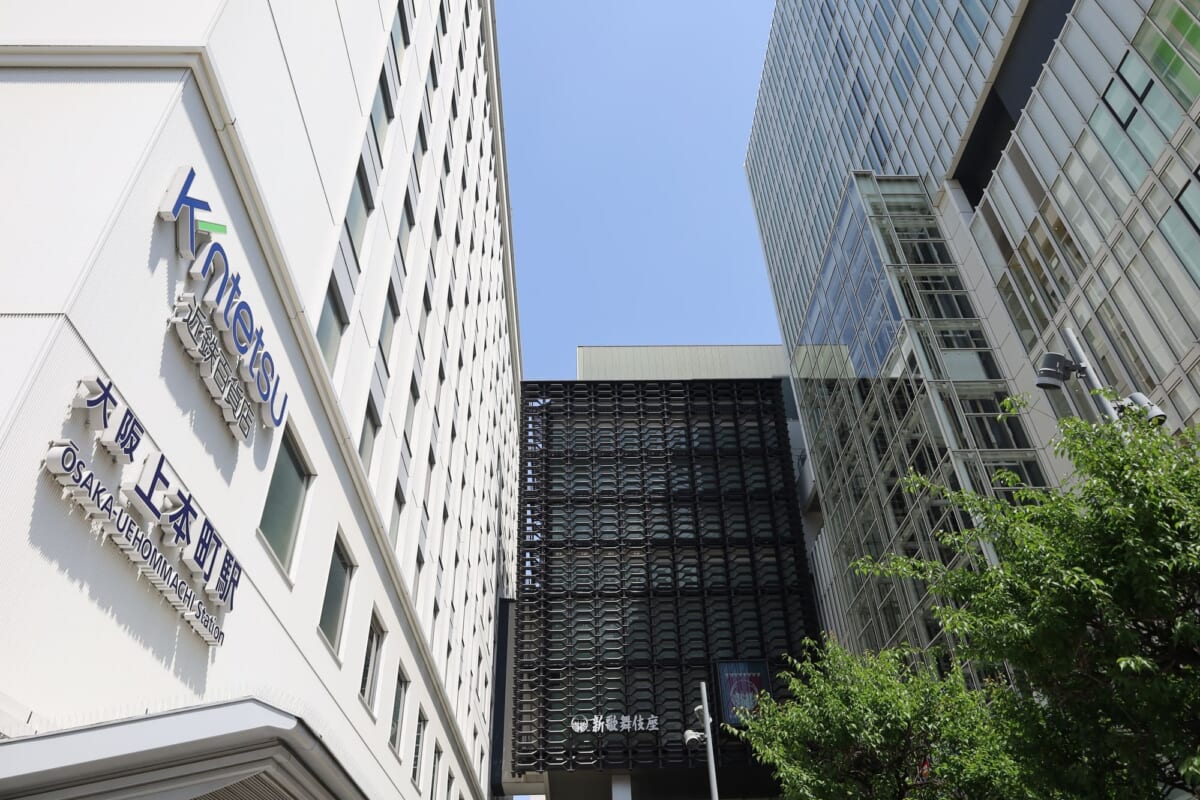 上本町駅について